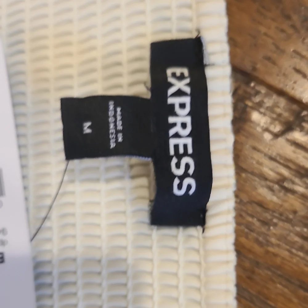 Express Blue and Yellow Floral Midi Dress - Picture 7 of 9